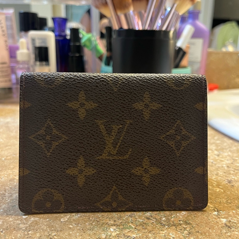 💯 Authentic Louis Vuitton Monogram Bifold Card Holder